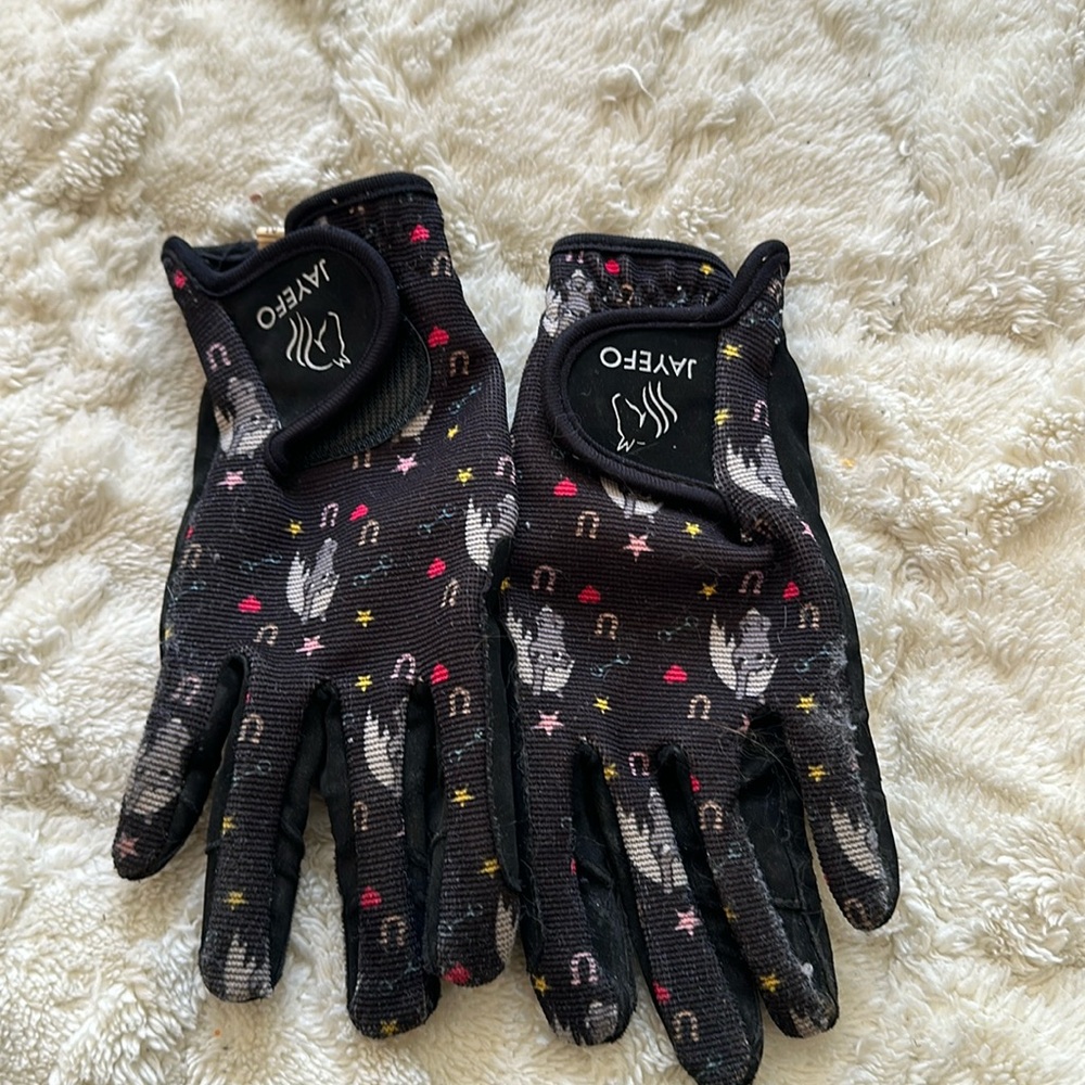 Equine riding gloves